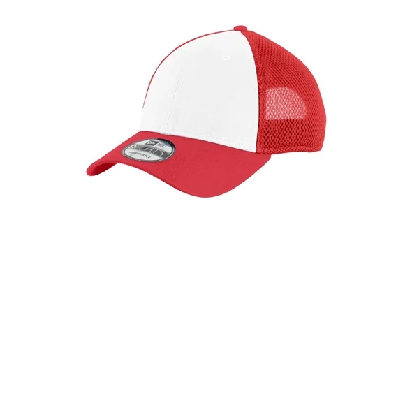 New Era Snapback Contrast Front Mesh Cap.